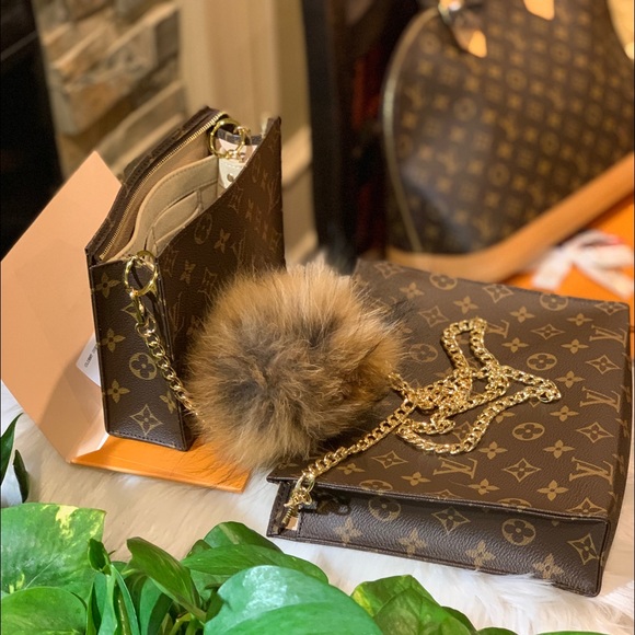 NFS Louis Vuitton  Toiletry 19” bundle - Picture 2 of 9